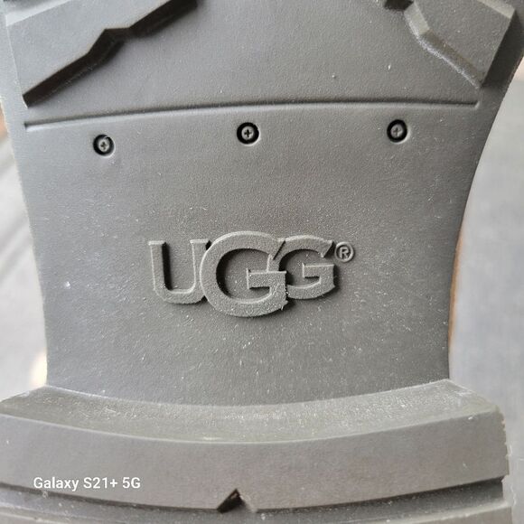 UGG sherpa lined brown leather boots, women's size 9.5 - Picture 10 of 10